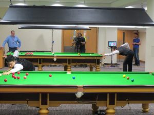 Photo of Ding Junhui and Ronnie O'Sullivan practicing